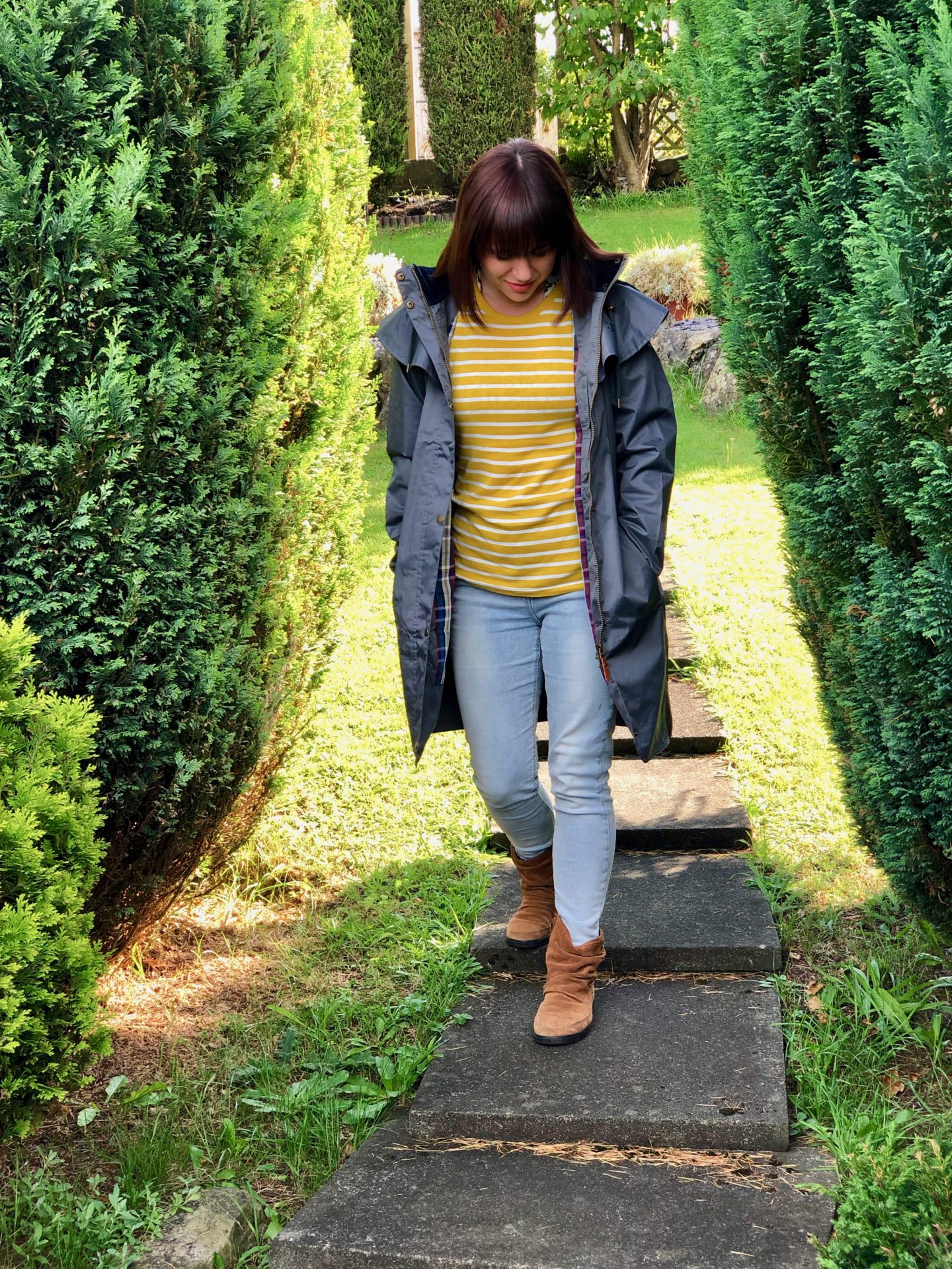 AD: Do you know if your pension is on track for your future? Woman walking down steps. Scottish Widows 2019 Women & Retirement Report