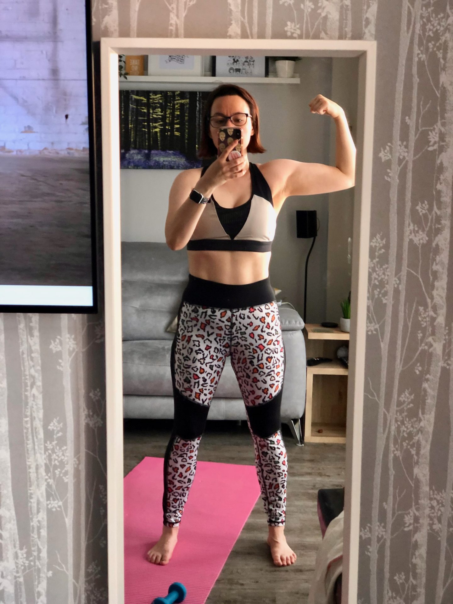 Centr app review update – what is Chris Hemsworth's health and fitness lifestyle app really like when you've been doing it every day for 8 months. Getting my flex on.