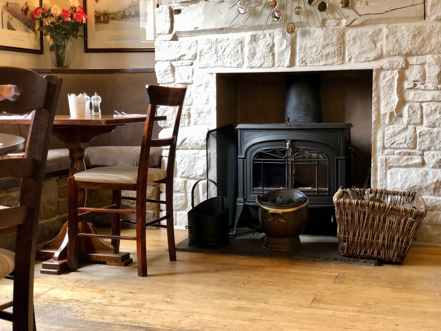 AD: Landal Sandybrook Peak District family review - a relaxing autumnal long weekend break. Rose and Crown, Mayfield 