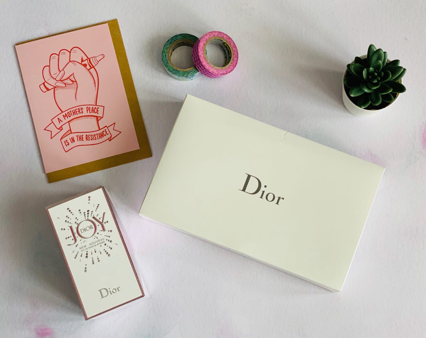 A heartfelt open letter to my mam for Mother's Day that I just know is going to make her cry! All about the scents that remind me of my mam and the memories that they invoke in collaboration with Boots 'Love Notes' Mother's Day campaign.
