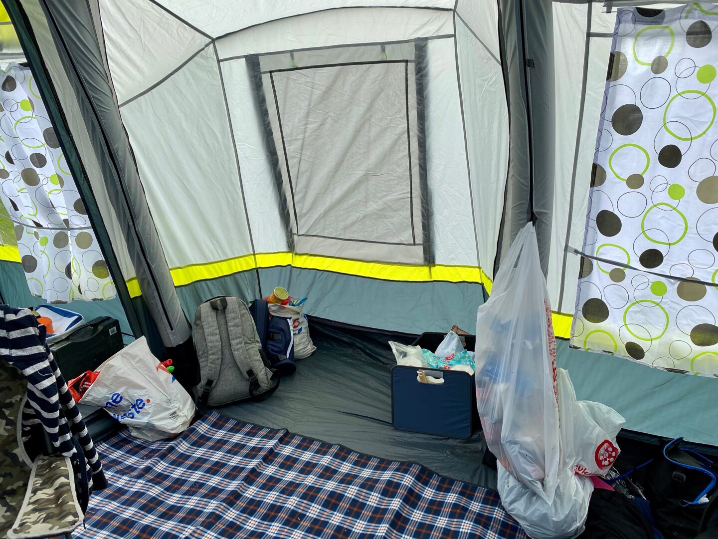 Kitchen annex in the OLPRO Home tent 