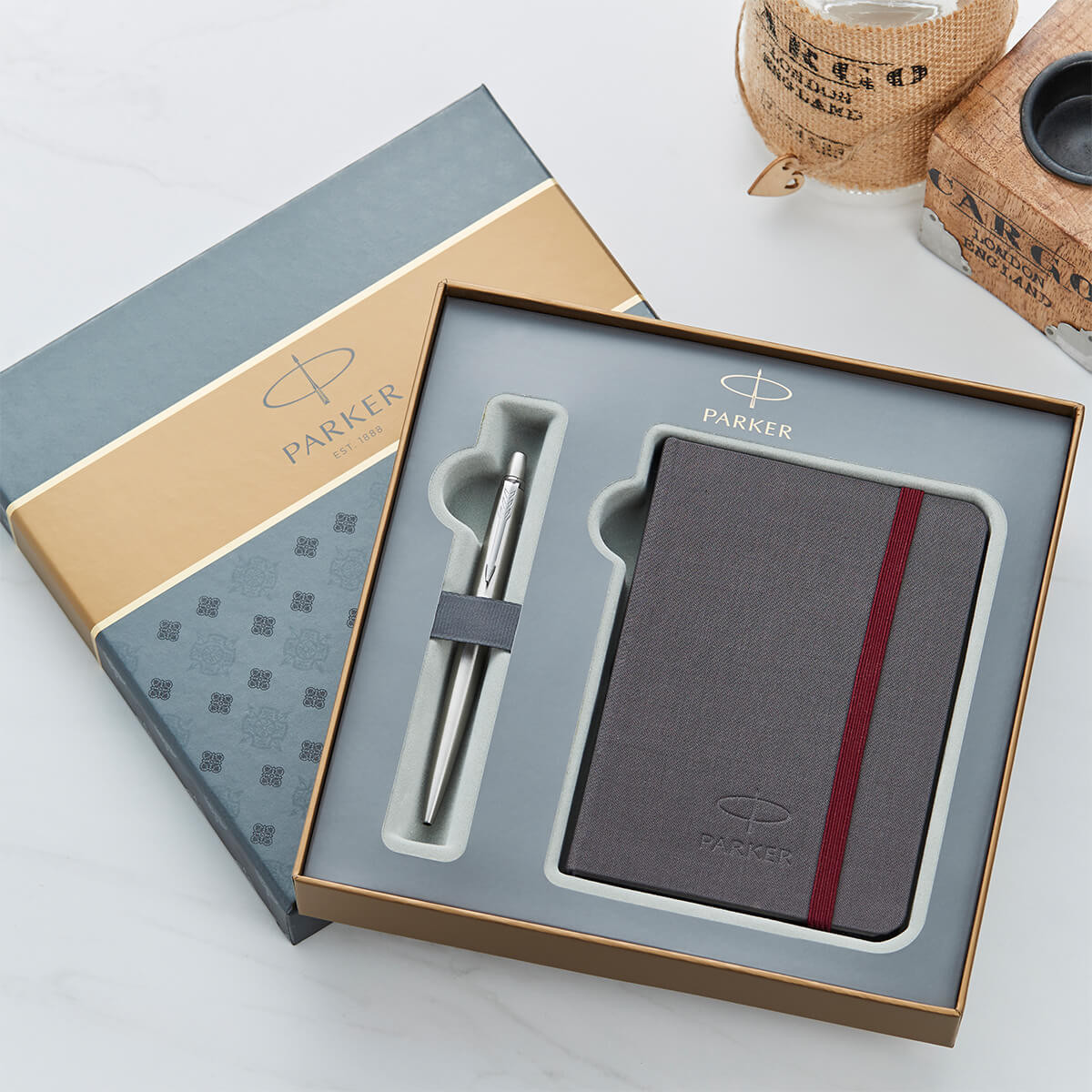 Personalised parker pen and notepad gift set
