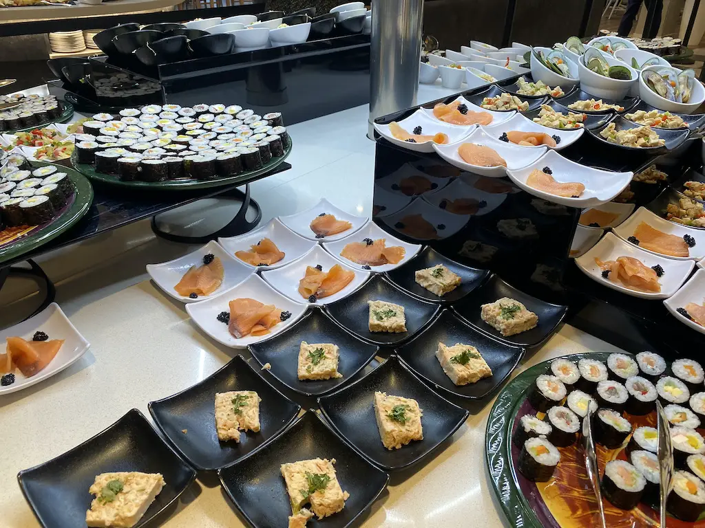 sushi plates 